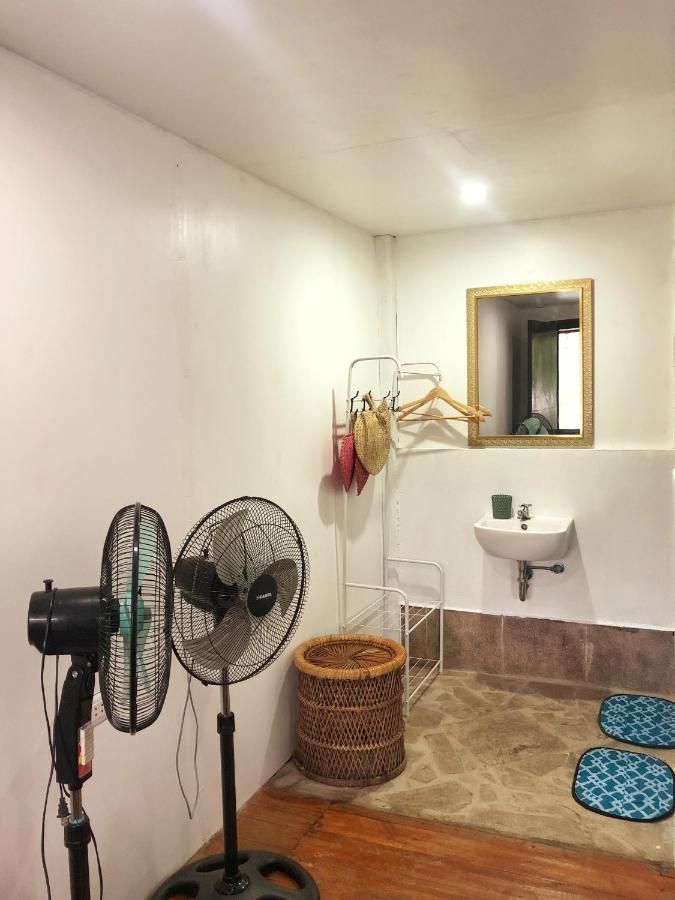 Balecabugaocottagesrental Эль-Нидо Экстерьер фото